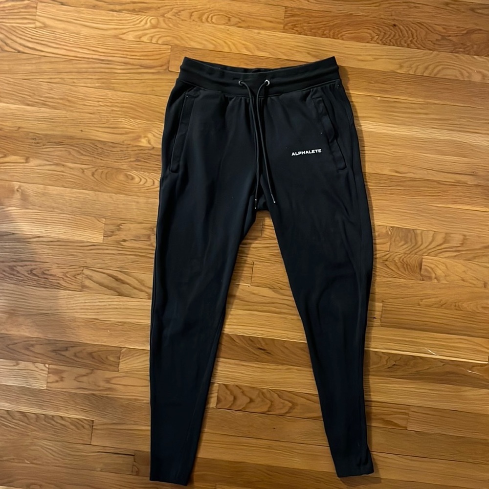 Alphalete Joggers